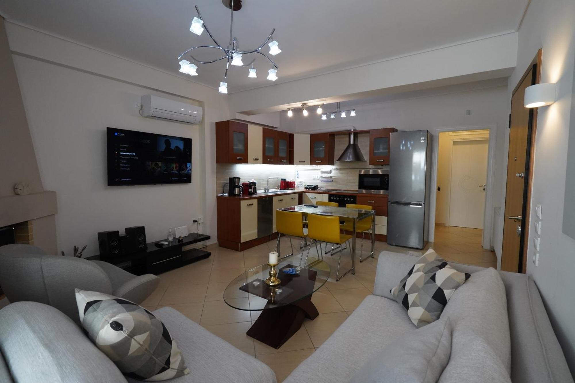 Garden Apartment Next To The Mall -Private Parking アテネ エクステリア 写真